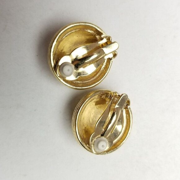 Vintage Cream Enamel and Gold Tone Dome Clip On Earrings, 80s Style, Estate - Picture 3 of 6
